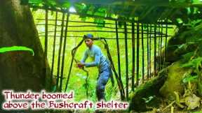 Bushcraft building complete survival skills building shelter | solo bushcraft