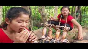Survival Skills by  How to find foods & Cooking with Cow tongue + 5 More Cooking Videos in forest