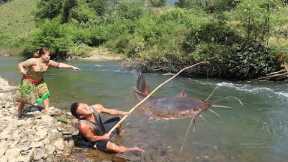Primitive Life In The Wild, Fishing Skills Primitive Simple, Survival Skills