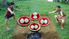 Primitive technology : Primitive skills survival , cook eggs with watermelon to survival