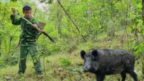 Survival skills, skills to trap wild boar, survive in the forest