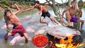 Survival Skills - Eating Red Fish Delicious - Cook On A Rock