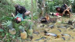 Primitive Life:  Catch and Cooking Fish to Survival | Off Grid Survival Skills