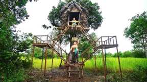 Survival Girl Camping Living Alone Building a Tree House in the Woods