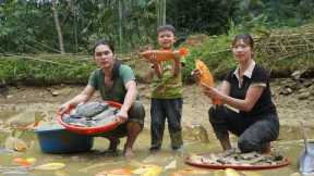 Harvesting, carp, smoked fish making process, food preservation for Tet, survival alone