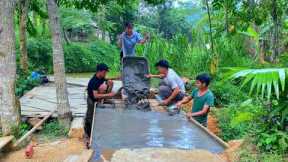 The unexpected help of PHIN and the mechanic. Weaving iron, pouring concrete to complete the bridge