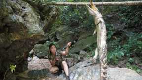 200 days of survival in the wild, crocodile trapping skills, alone survival