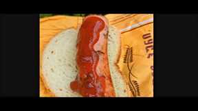 Survival Skills: Cooking a Hot Dog in the Rain in the Wild. Bushcraft. Camping