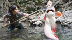 Stream fishing skills, building new shelters, surviving in the wild, wild survival alone