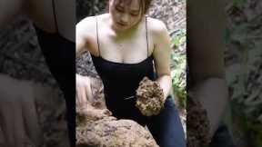 Build shelter. Solo camping #building #camping #survival #challenge #shorts #outdoors #shelter#short