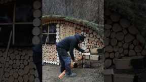 Building a warm shelter alone in the forest part 2 #survival #campping #bushcraft #build #camping