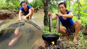 Survival skills/ Catch fish in rainforest- Cooking fish crispy for lunch eating delicious