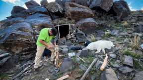 Basic survival skills in the wilderness: building a shelter in mountain | bushcraft skills