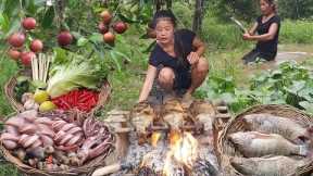 Skills catch fish in the lake for survival food, Cooking fish for food, Squid salad cooking tasty