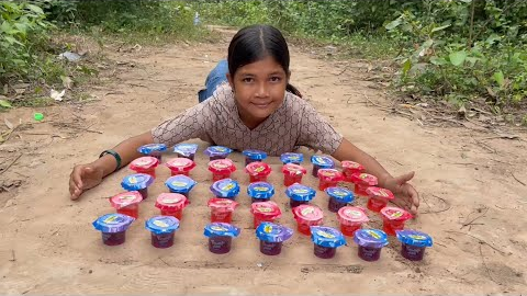 Part 121 Survival Skills SMART Ideas and USEFUL in Forest With Single Mom  Jungle Life