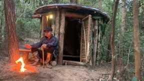 making a house alone in the forest, survival skills, warm fire cooking in the cold weather