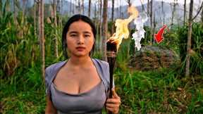 Build a warm and comfortable secret shelter in the forest. Survival skills